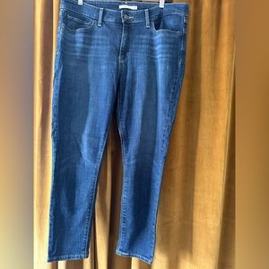 Levi’s 711 Skinny Jeans - Medium Indigo Blue